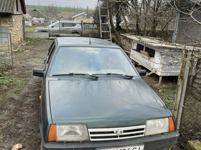 Зеленый ВАЗ 21099, объемом двигателя 1.5 л и пробегом 1000 тыс. км за 1000 $, фото 1 на Automoto.ua