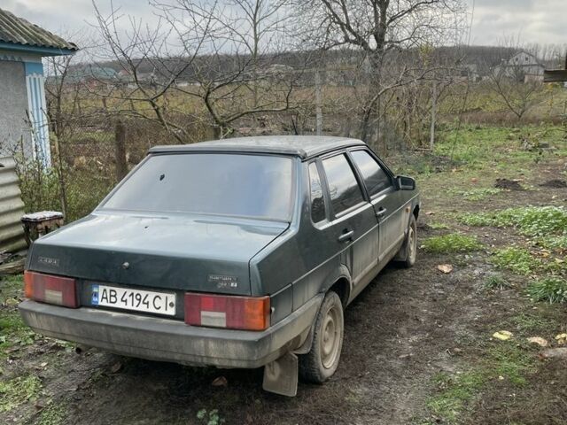 Зеленый ВАЗ 21099, объемом двигателя 1.5 л и пробегом 1000 тыс. км за 1000 $, фото 2 на Automoto.ua