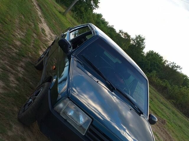 Зеленый ВАЗ 21099, объемом двигателя 1.5 л и пробегом 100 тыс. км за 1000 $, фото 5 на Automoto.ua