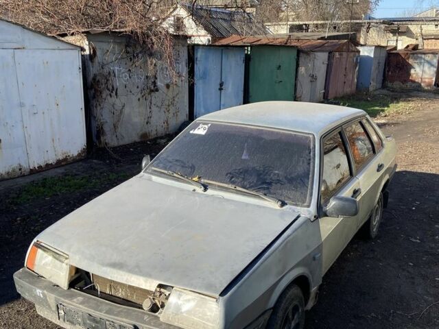 Зеленый ВАЗ 21099, объемом двигателя 1.5 л и пробегом 196 тыс. км за 582 $, фото 4 на Automoto.ua