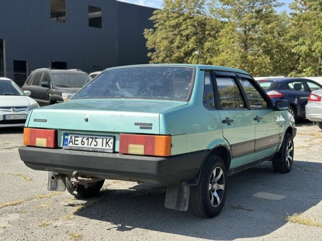 Зеленый ВАЗ 21099, объемом двигателя 1.5 л и пробегом 178 тыс. км за 1099 $, фото 5 на Automoto.ua