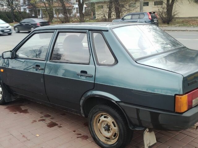 Зеленый ВАЗ 21099, объемом двигателя 1.5 л и пробегом 355 тыс. км за 1500 $, фото 2 на Automoto.ua