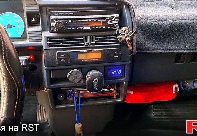 Зеленый ВАЗ 21099, объемом двигателя 1.5 л и пробегом 100 тыс. км за 1600 $, фото 5 на Automoto.ua