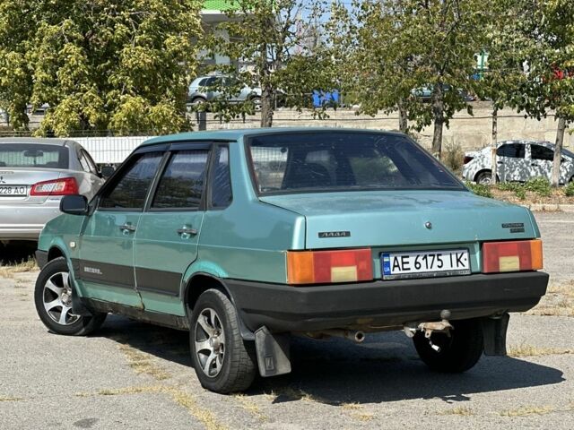 Зеленый ВАЗ 21099, объемом двигателя 1.5 л и пробегом 178 тыс. км за 1099 $, фото 1 на Automoto.ua