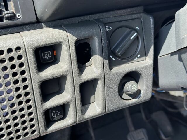 Зеленый ВАЗ 21099, объемом двигателя 1.5 л и пробегом 178 тыс. км за 1099 $, фото 17 на Automoto.ua