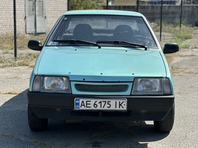 Зеленый ВАЗ 21099, объемом двигателя 1.5 л и пробегом 178 тыс. км за 1099 $, фото 3 на Automoto.ua