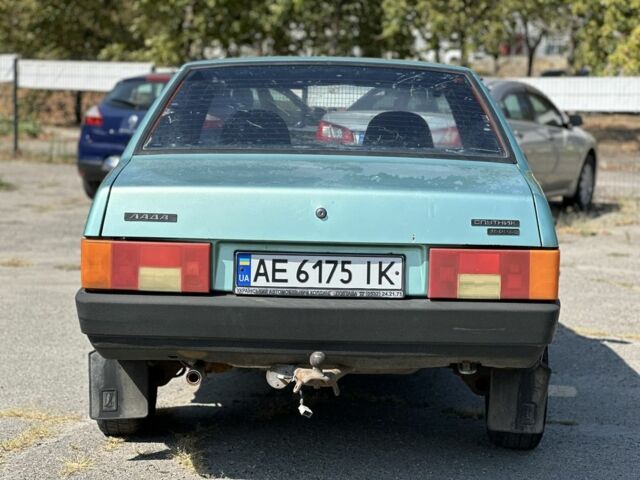 Зеленый ВАЗ 21099, объемом двигателя 1.5 л и пробегом 178 тыс. км за 1099 $, фото 2 на Automoto.ua