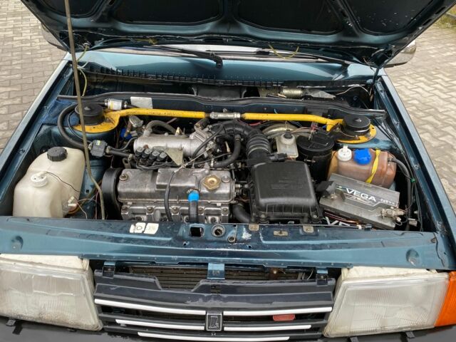 Зеленый ВАЗ 21099, объемом двигателя 1.5 л и пробегом 188 тыс. км за 1800 $, фото 6 на Automoto.ua