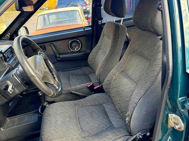 Зелений ВАЗ 21099, об'ємом двигуна 1.5 л та пробігом 300 тис. км за 1899 $, фото 8 на Automoto.ua