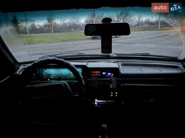 Зеленый ВАЗ 21099, объемом двигателя 1.5 л и пробегом 240 тыс. км за 2100 $, фото 5 на Automoto.ua