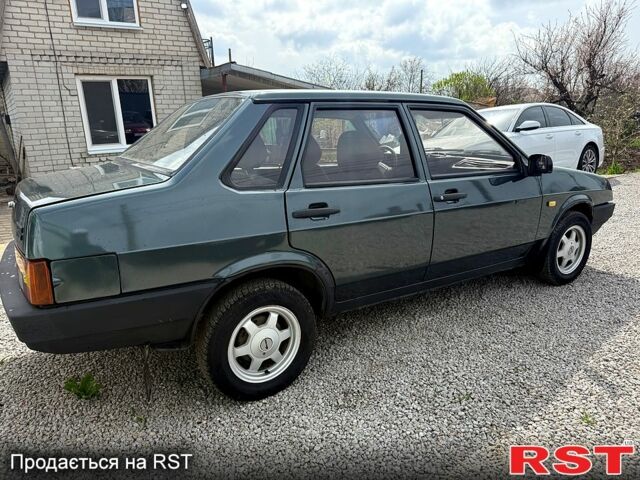 Зеленый ВАЗ 21099, объемом двигателя 1.5 л и пробегом 202 тыс. км за 2000 $, фото 7 на Automoto.ua