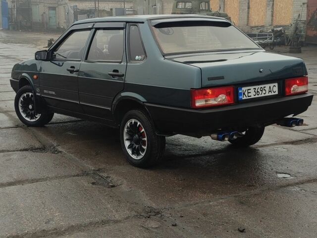 Зелений ВАЗ 21099, об'ємом двигуна 1.5 л та пробігом 62 тис. км за 1999 $, фото 2 на Automoto.ua