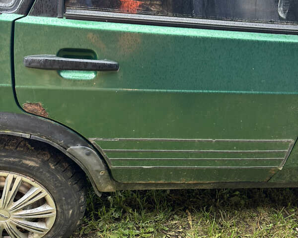 Зеленый ВАЗ 21099, объемом двигателя 1.6 л и пробегом 280 тыс. км за 888 $, фото 8 на Automoto.ua