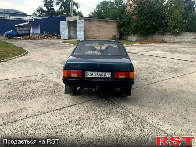 Зеленый ВАЗ 21099, объемом двигателя 1.5 л и пробегом 303 тыс. км за 1100 $, фото 1 на Automoto.ua