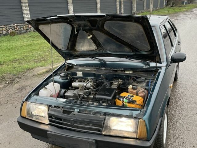 Зеленый ВАЗ 21099, объемом двигателя 1.5 л и пробегом 130 тыс. км за 1500 $, фото 6 на Automoto.ua