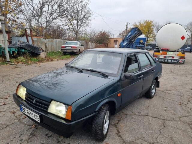 Зеленый ВАЗ 21099, объемом двигателя 0 л и пробегом 123 тыс. км за 1300 $, фото 5 на Automoto.ua