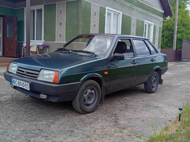Зеленый ВАЗ 21099, объемом двигателя 1.5 л и пробегом 250 тыс. км за 1300 $, фото 2 на Automoto.ua
