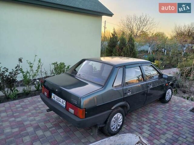 Зеленый ВАЗ 21099, объемом двигателя 1.5 л и пробегом 176 тыс. км за 2300 $, фото 1 на Automoto.ua