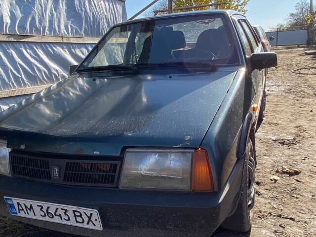 Зеленый ВАЗ 21099, объемом двигателя 1.5 л и пробегом 288 тыс. км за 1000 $, фото 5 на Automoto.ua