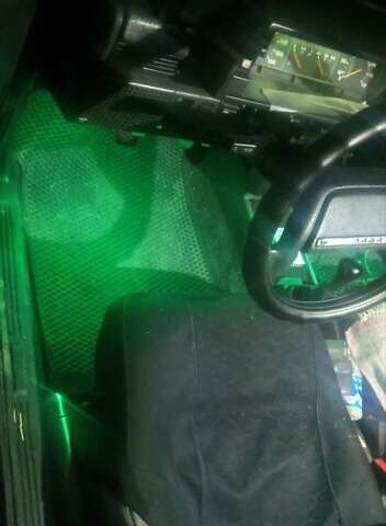 Зелений ВАЗ 21099, об'ємом двигуна 1.5 л та пробігом 200 тис. км за 2000 $, фото 5 на Automoto.ua