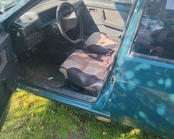 Зелений ВАЗ 21099, об'ємом двигуна 1.5 л та пробігом 230 тис. км за 1100 $, фото 1 на Automoto.ua