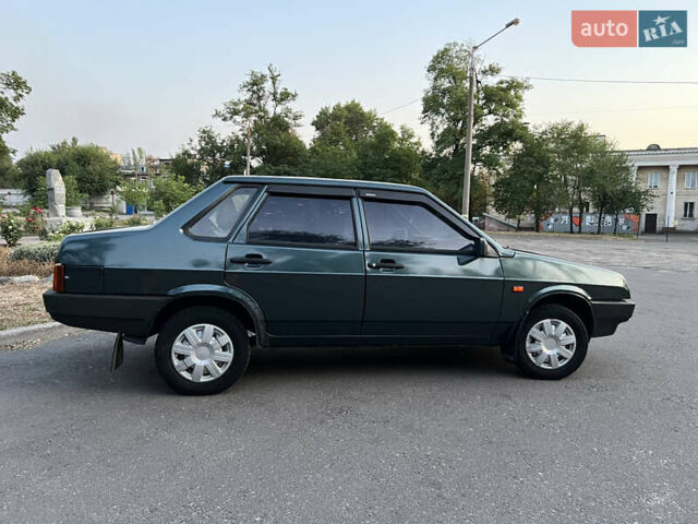 Зеленый ВАЗ 21099, объемом двигателя 1.5 л и пробегом 298 тыс. км за 2750 $, фото 7 на Automoto.ua