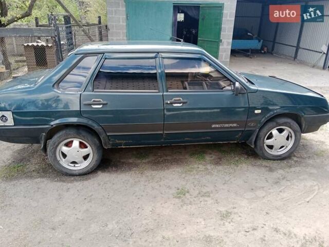 Зеленый ВАЗ 21099, объемом двигателя 1.5 л и пробегом 493 тыс. км за 1500 $, фото 3 на Automoto.ua
