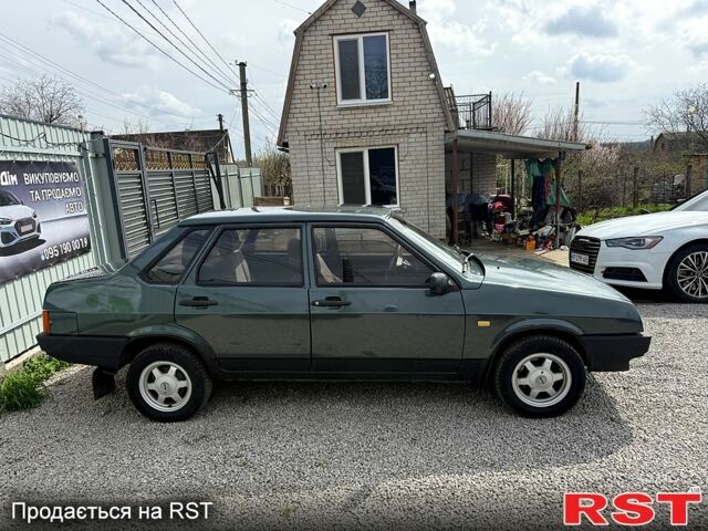 Зеленый ВАЗ 21099, объемом двигателя 1.5 л и пробегом 202 тыс. км за 2000 $, фото 6 на Automoto.ua