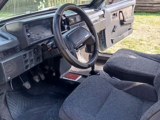 Зелений ВАЗ 21099, об'ємом двигуна 1.5 л та пробігом 200 тис. км за 850 $, фото 6 на Automoto.ua