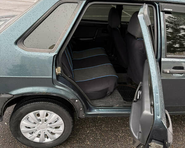 Зелений ВАЗ 21099, об'ємом двигуна 1.5 л та пробігом 163 тис. км за 2000 $, фото 7 на Automoto.ua