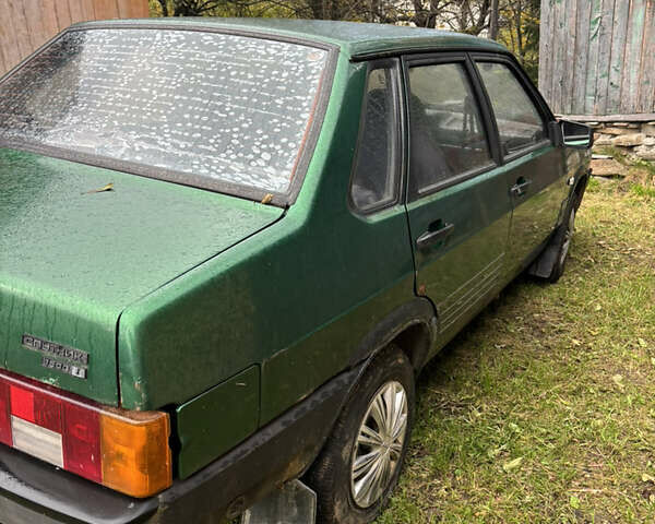 Зеленый ВАЗ 21099, объемом двигателя 1.6 л и пробегом 280 тыс. км за 888 $, фото 9 на Automoto.ua