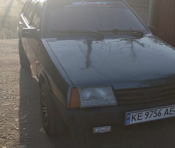 Зелений ВАЗ 21099, об'ємом двигуна 1.5 л та пробігом 530 тис. км за 2500 $, фото 1 на Automoto.ua