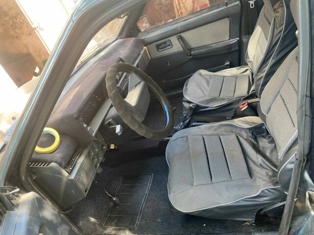 Зеленый ВАЗ 21099, объемом двигателя 1.5 л и пробегом 350 тыс. км за 528 $, фото 3 на Automoto.ua