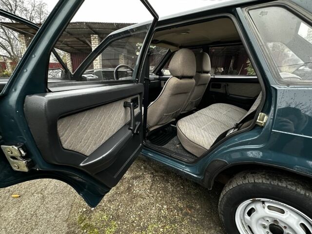 Зеленый ВАЗ 21099, объемом двигателя 1.5 л и пробегом 78 тыс. км за 3000 $, фото 4 на Automoto.ua