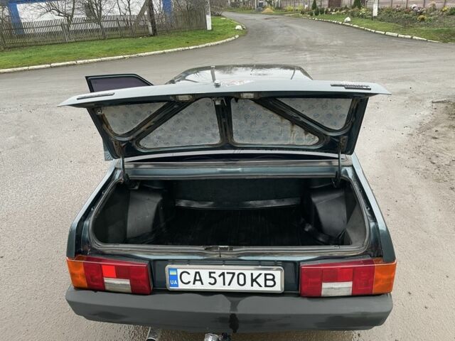 Зеленый ВАЗ 21099, объемом двигателя 1.5 л и пробегом 130 тыс. км за 1500 $, фото 4 на Automoto.ua