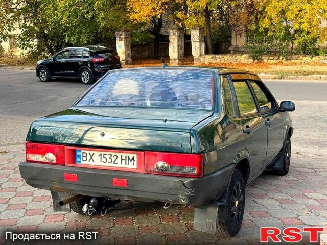 Зелений ВАЗ 21099, об'ємом двигуна 1.5 л та пробігом 300 тис. км за 1899 $, фото 5 на Automoto.ua