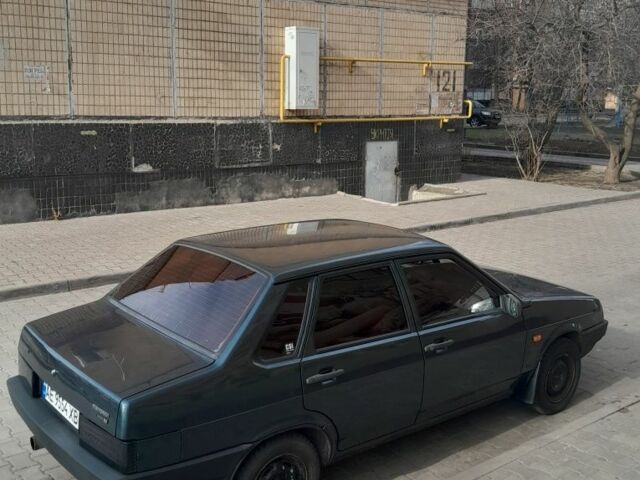 Зеленый ВАЗ 21099, объемом двигателя 1.5 л и пробегом 300 тыс. км за 2050 $, фото 5 на Automoto.ua