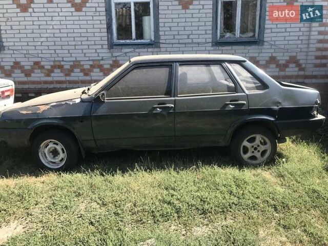 Зеленый ВАЗ 21099, объемом двигателя 1.5 л и пробегом 290 тыс. км за 500 $, фото 7 на Automoto.ua
