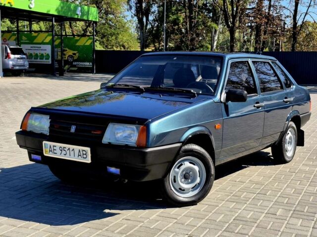 Зеленый ВАЗ 21099, объемом двигателя 2 л и пробегом 126 тыс. км за 2600 $, фото 2 на Automoto.ua