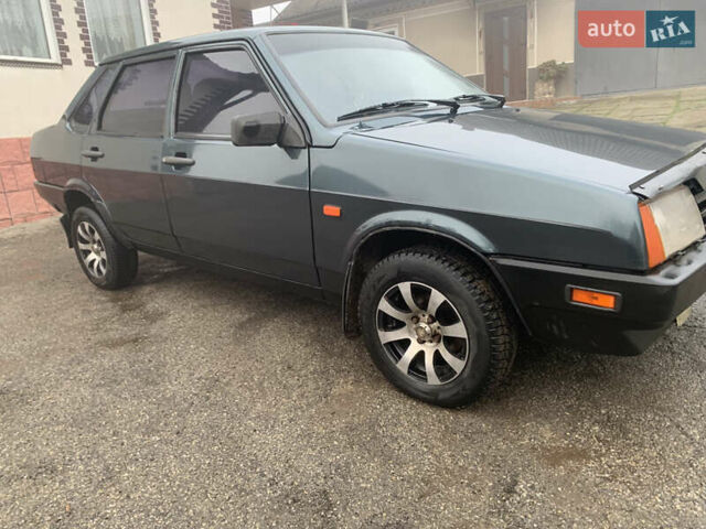 Зеленый ВАЗ 21099, объемом двигателя 1.5 л и пробегом 225 тыс. км за 1350 $, фото 2 на Automoto.ua