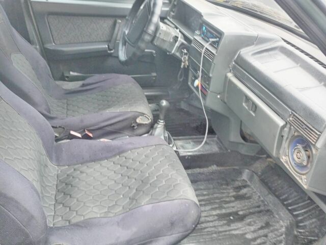 Зелений ВАЗ 21099, об'ємом двигуна 1.5 л та пробігом 287 тис. км за 1850 $, фото 5 на Automoto.ua