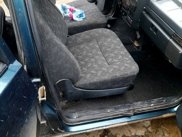 Зелений ВАЗ 21099, об'ємом двигуна 1.5 л та пробігом 196 тис. км за 800 $, фото 5 на Automoto.ua