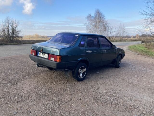 Зеленый ВАЗ 21099, объемом двигателя 1.5 л и пробегом 300 тыс. км за 2100 $, фото 5 на Automoto.ua