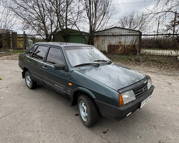 Зеленый ВАЗ 21099, объемом двигателя 1.5 л и пробегом 185 тыс. км за 1250 $, фото 5 на Automoto.ua