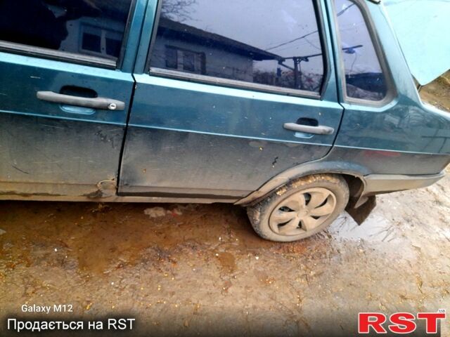 Зелений ВАЗ 21099, об'ємом двигуна 1.5 л та пробігом 196 тис. км за 800 $, фото 2 на Automoto.ua