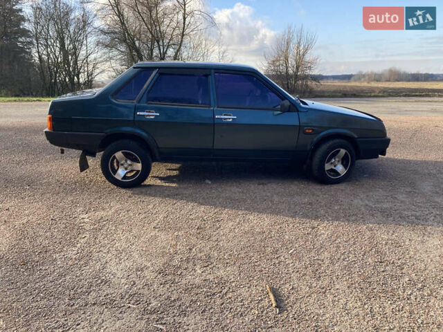 Зеленый ВАЗ 21099, объемом двигателя 1.5 л и пробегом 300 тыс. км за 2100 $, фото 7 на Automoto.ua