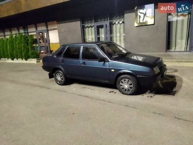 Зеленый ВАЗ 21099, объемом двигателя 1.5 л и пробегом 160 тыс. км за 1500 $, фото 1 на Automoto.ua