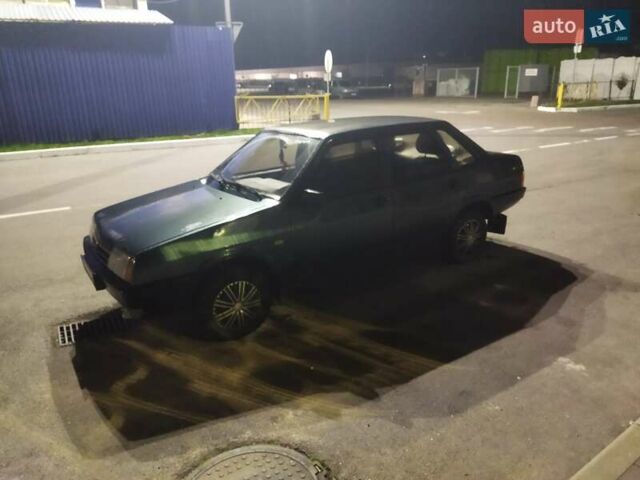 Зеленый ВАЗ 21099, объемом двигателя 1.5 л и пробегом 160 тыс. км за 1500 $, фото 3 на Automoto.ua