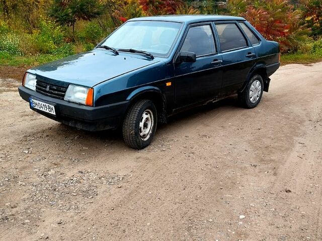 Зеленый ВАЗ 21099, объемом двигателя 1.5 л и пробегом 240 тыс. км за 800 $, фото 1 на Automoto.ua