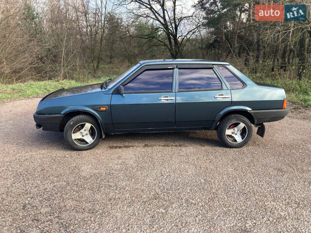 Зеленый ВАЗ 21099, объемом двигателя 1.5 л и пробегом 300 тыс. км за 2100 $, фото 12 на Automoto.ua